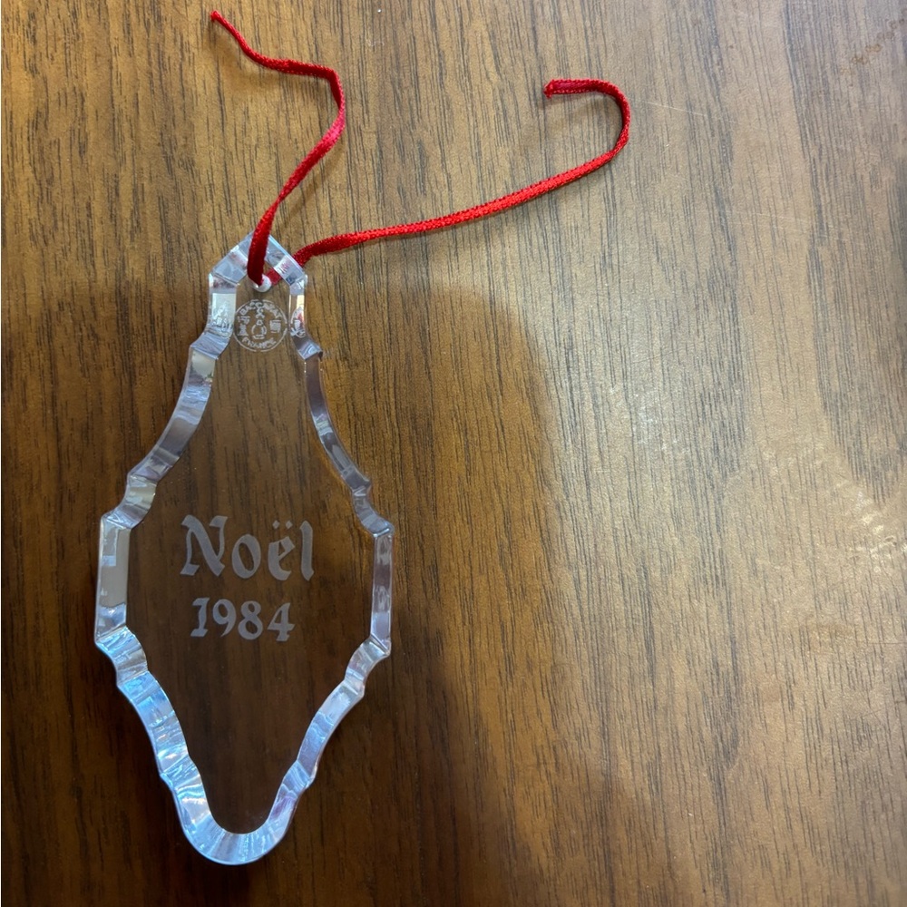 Baccarat Crystal Noël 1984 Ornament with Red String